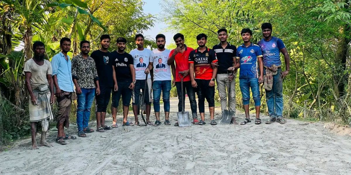 মনপুরায় ছাত্রদলের উদ্যোগে সড়ক সংস্কার, ভোগান্তি লাঘবে প্রশংসার ঝড়..