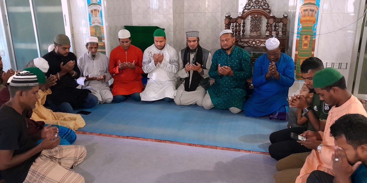 সিলেটের বিশ্বনাথে এমসি কলেজ ছাত্রদল নেতার উদ্যোগে বেগম খালেদা জিয়ার রোগমুক্তি কামনায় দোয়া মাহফিল..