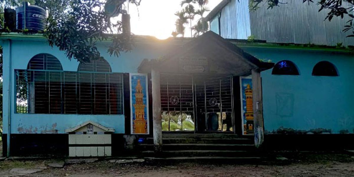 প্রায় দু'শ বছরের বড়ই বাড়ী জামে মসজিদের পরিচালনা কমিটি গঠন..