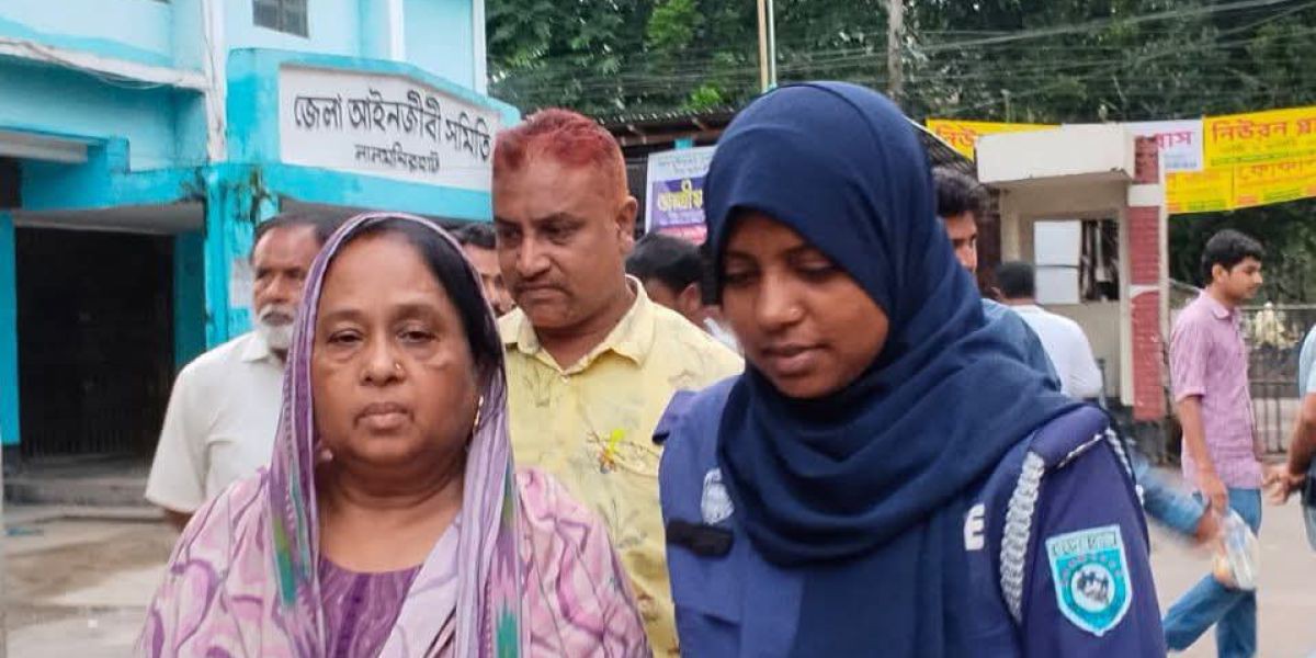 লালমনিরহাটে মহিলা আওয়ামী লীগ নেত্রী মেহরুন নাহার মেরী গ্রে'প্তার..