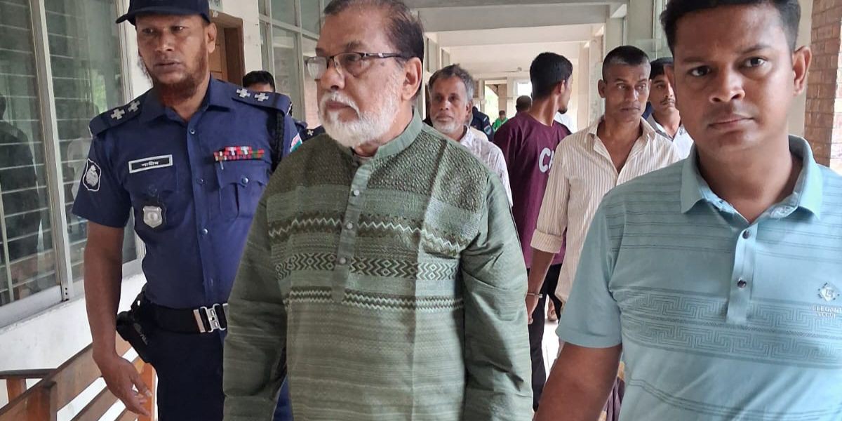 তৈরি পোশাক (RMG) ও টেক্সটাইল খাত: মূল্য সংযোজনে পিছিয়ে পড়ার কারণ ও উত্তরণের পথ