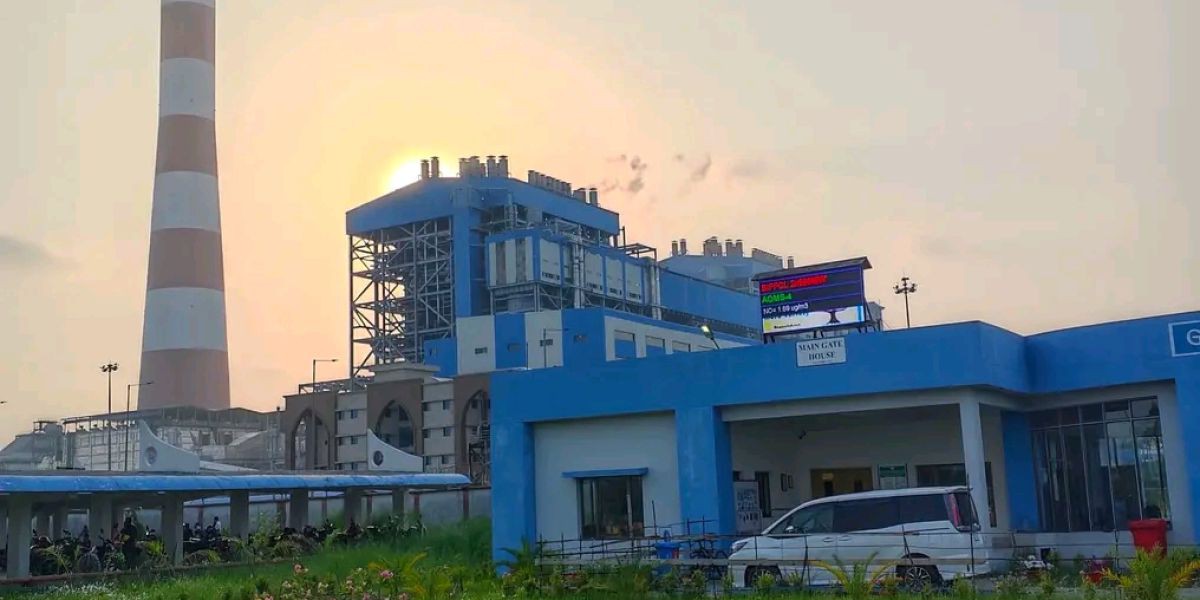 জ্বালানি সংকটেও জাতীয় গ্রিডে স্বস্তি দিচ্ছে রামপাল তাপবিদ্যুৎ কেন্দ্র..