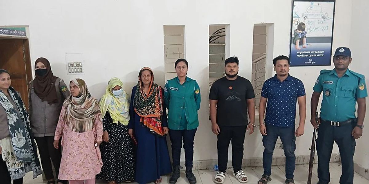 টঙ্গী থানা গেটে ‘জয় বাংলা’ স্লোগান, কৃষক লীগ নেতার ৫ আত্মীয় গ্রেফতার..