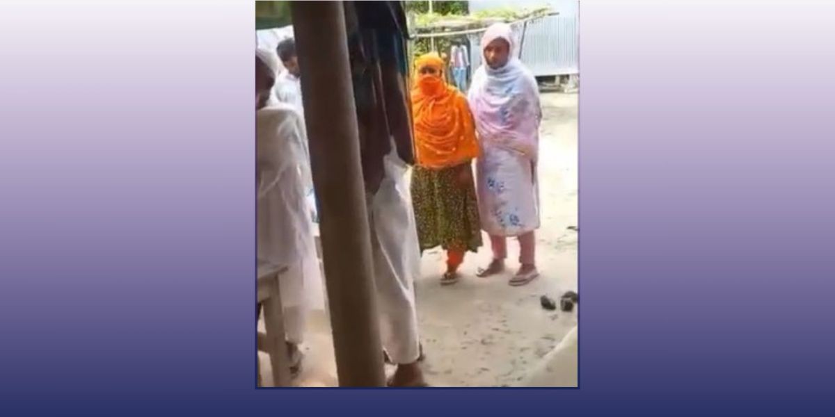 বিয়ের দাবিতে সাবেক স্বামীর বাড়িতে তালাকপ্রাপ্ত স্ত্রী..