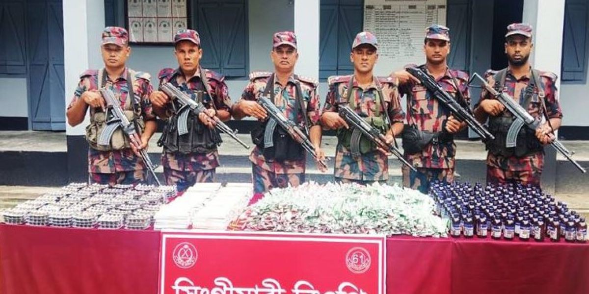 লালমনিরহাট সীমান্তে মাদকের পাশাপাশি গবাদিপশুর ঔষধ আটক।