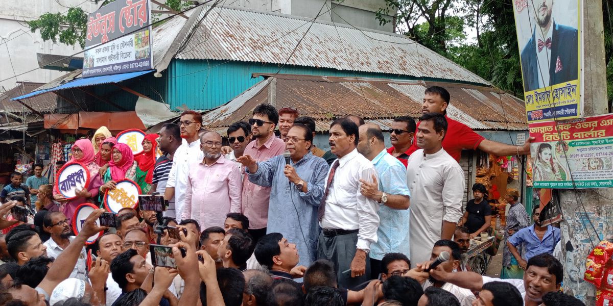 বোয়ালমারীতে বিএনপির প্রতিষ্ঠাবার্ষিকী উদযাপন