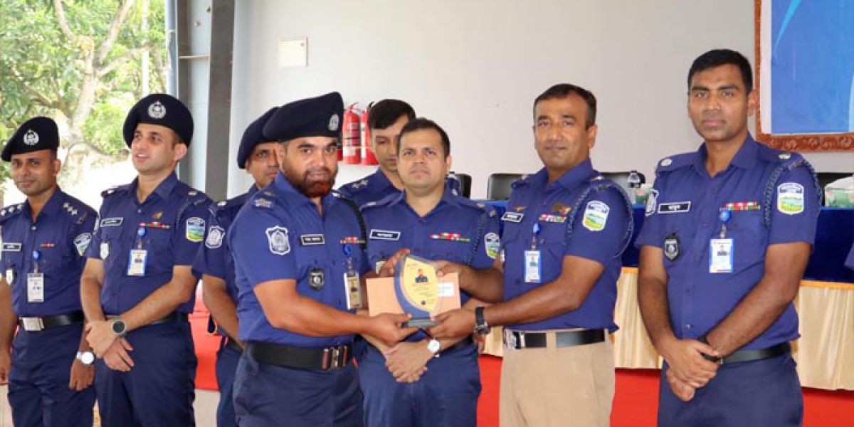 ময়মনসিংহ জেলা পুলিশের শ্রেষ্ঠ এএসআই শাহ্ আলম