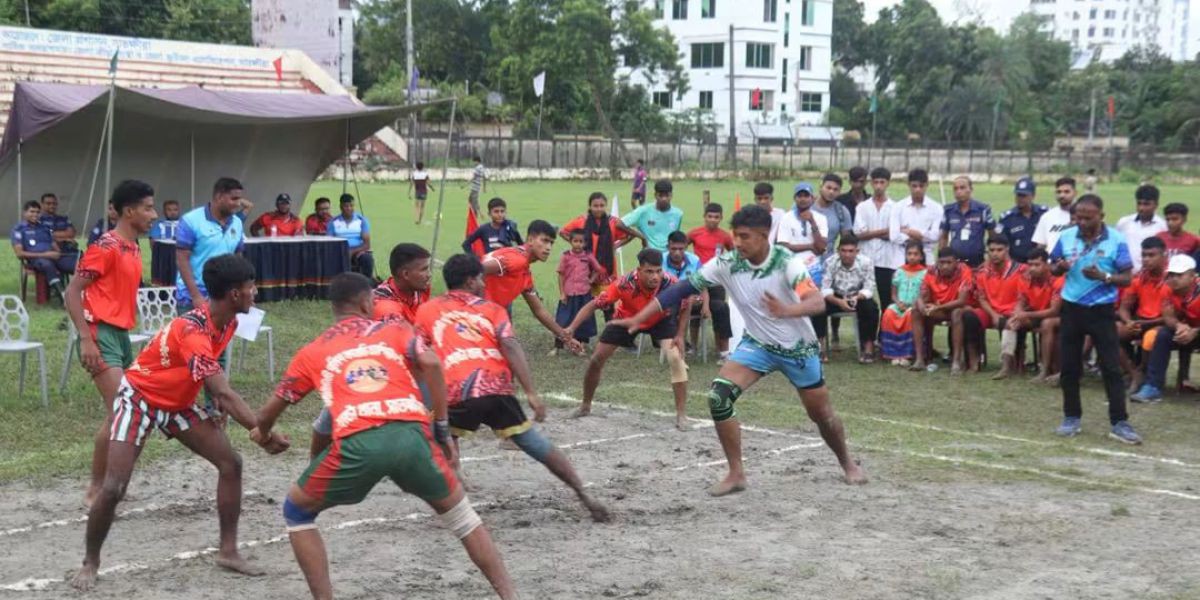 সাতক্ষীরায় পুলিশ কাবাডি চ্যাম্পিয়নশিপের ফাইনাল খেলা ও পুরস্কার বিতরণী..