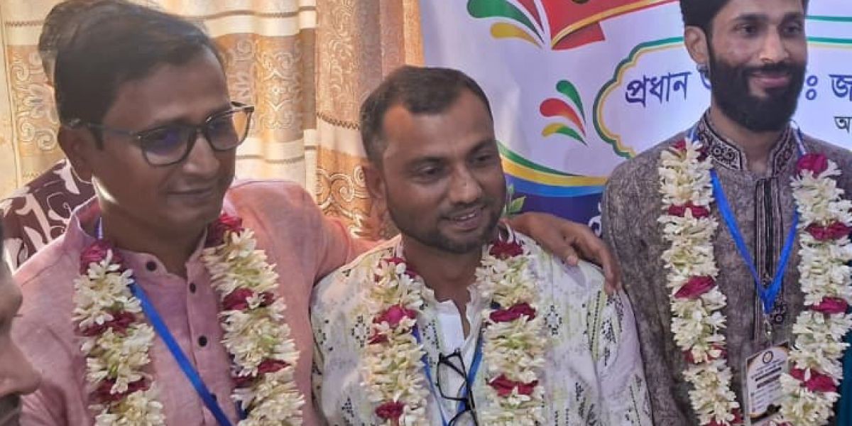 বারইয়ারহাট জুয়েলারি ব্যবসায়ী সমিতির নির্বাচন সম্পন্ন, সভাপতি আজাদ; সম্পাদক রাকিব..