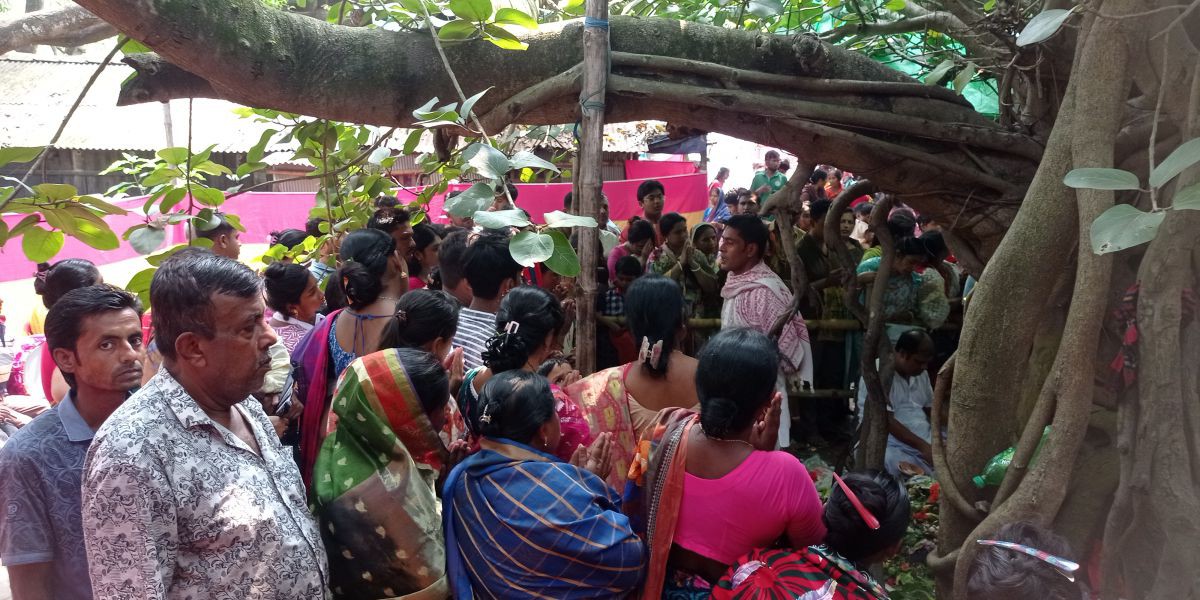 দুই যুগেও আলোর মুখ দেখেনি সাতক্ষীরার গুড় পুকুর মেলায় বোমা হামলার রহস্য..