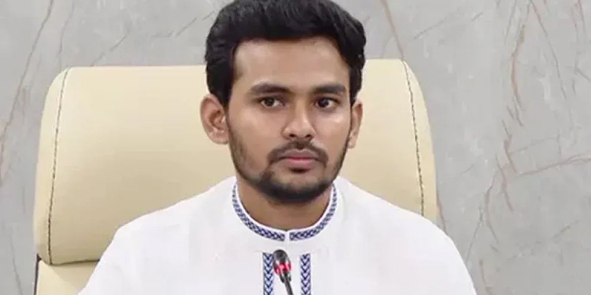 দুদকের প্রেস ব্রিফিংয়ের বৈধতা চ্যালেঞ্জ করে হাইকোর্টে আসিফ মাহমুদের রিট..