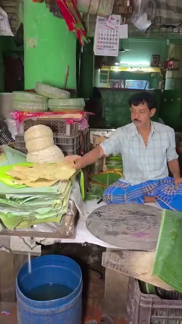 কলার পাতা দিয়ে আকর্ষণীয় হার্ট আকৃতির থালা তৈরির দারুণ কৌশল
