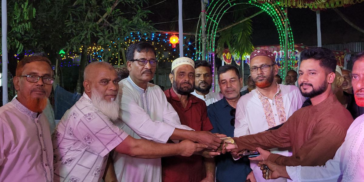নেত্রকোনার পূর্বধলায় সম্প্রীতির বার্তা নিয়ে ৬৬ পূজামণ্ডপ পরিদর্শন ও আর্থিক সহায়তা প্রদান করলেন আবু তাহের তালুকদার..