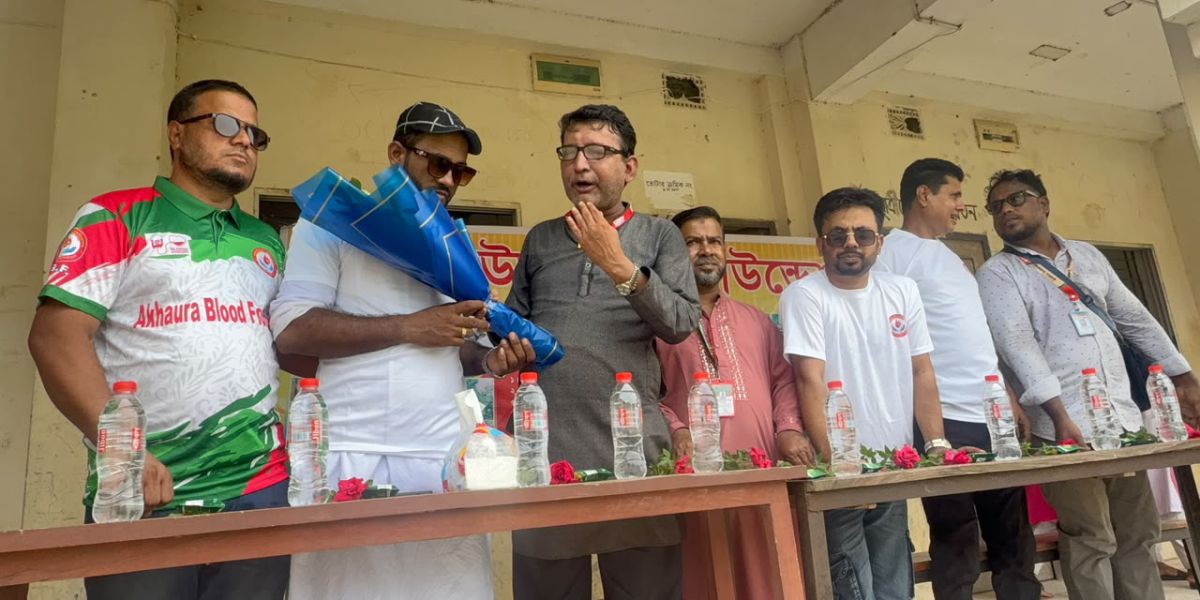 আখাউড়ায় সারে তিনশত ছাত্র -ছাত্রীদের মাঝে বিনামূল্যে ব্লাড গ্রুপ নির্ণয় ও সদস্য সংগ্রহ:..
