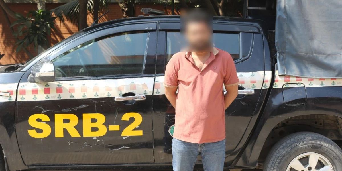 আদাবরে তালিকাভুক্ত চাঁদাবাজ ও সন্ত্রাসী জাহিদ জন অস্ত্রসহ গ্রেপ্তার: এসআরবি-২ এর অভিযানে চাঞ্চল্যকর তথ্য ফাঁস..