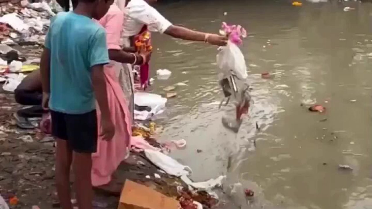 ⁣এক্সে কাংমিন লি