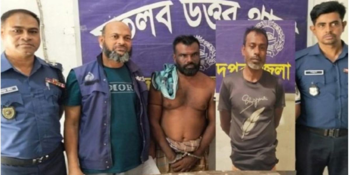 মতলব উত্তরে মাদকবিরোধী অভিযানে ইয়াবা-গাঁজাসহ গ্রেপ্তার ২, ডাকাতি মামলার পরোয়ানাভুক্ত আসামি আটক..