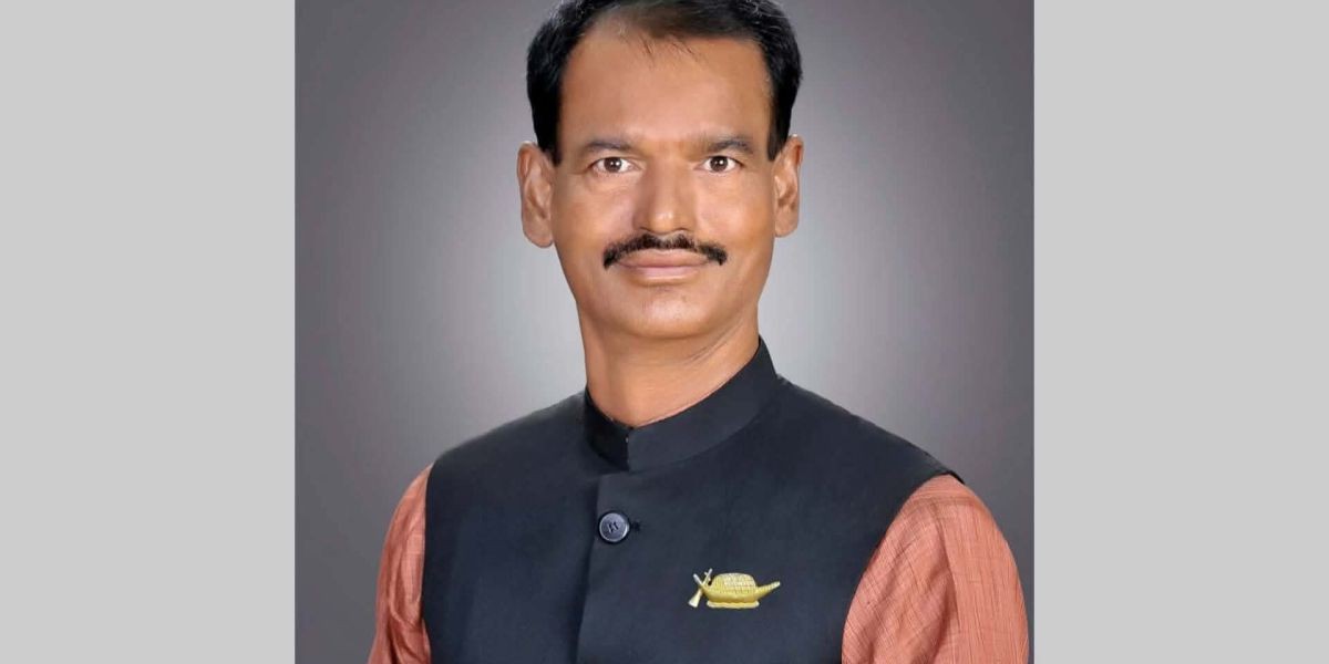 নাগরপুরে সাবেক ইউপি চেয়ারম্যানের বিরুদ্ধে দলিল জালিয়াতি ও অর্থ হাতিয়ে নেওয়ার অভিযোগ..