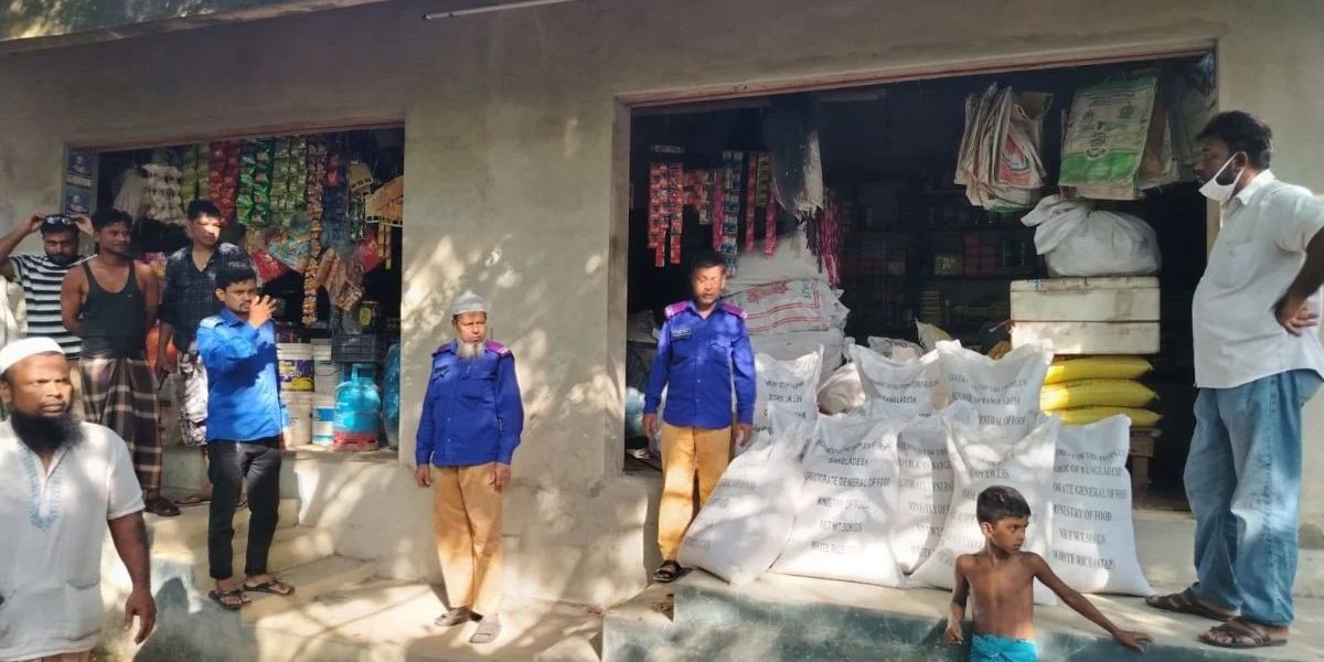 বিএনপি নেতার শ্যালকের দোকানে মিলল সরকারি চাল