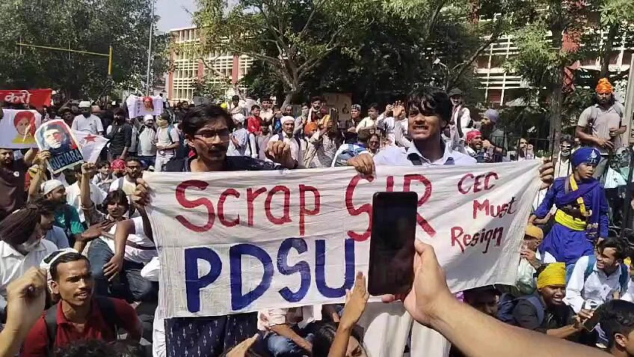 এক্স-এ দ্য
