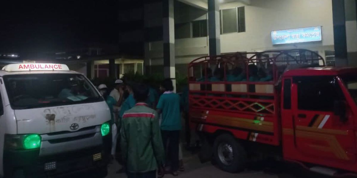 আলীকদম-থানচিতে চাঁদের গাড়ি সংঘর্ষে ১২ পর্যটক আহত, ৩ জনের অবস্থা আশঙ্কাজনক..